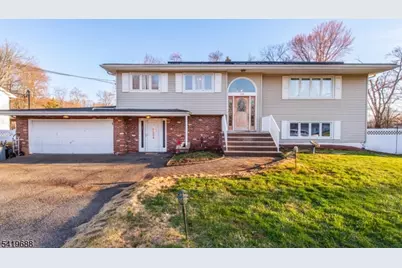 127 Horseneck Rd, Fairfield, NJ 07004 - Photo 1