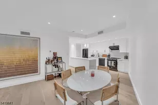 101 Shearwater Ct, Jersey City, NJ 07305 - Photo 3