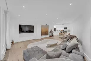 101 Shearwater Ct, Jersey City, NJ 07305 - Photo 5