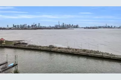 101 Shearwater Ct #25, Jersey City, NJ 07305 - Photo 29