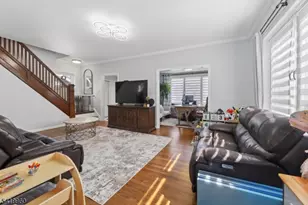 77 Scrivens St, Totowa, NJ 07512 - Photo 5