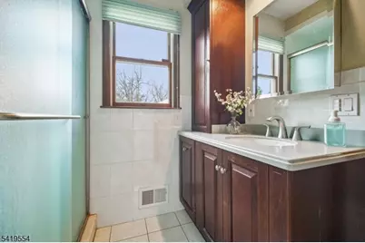 167 Newbrook Lane, Springfield, NJ 07081 - Photo 11