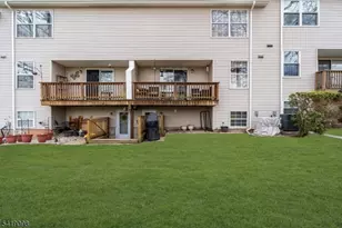 137 Sunnyvale Ct, Franklin Township, NJ 08873 - Photo 21