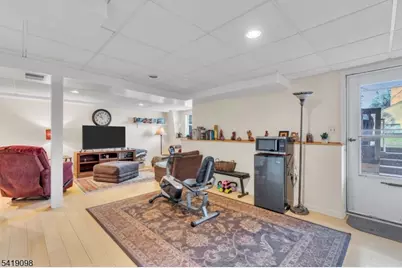 137 Sunnyvale Ct, Franklin Township, NJ 08873 - Photo 19