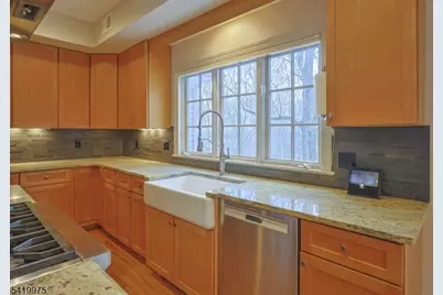 15 Ramsey Rd, Clinton Township, NJ 08833 - Photo 9