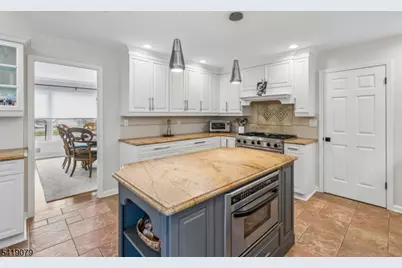 2 Barnstable Ct, Morris Township, NJ 07960 - Photo 15