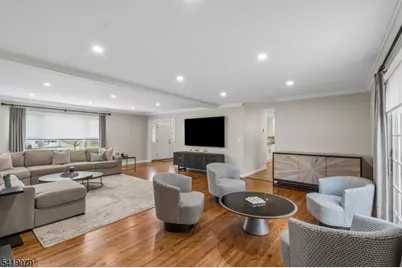 2 Barnstable Ct, Morris Township, NJ 07960 - Photo 5