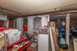 31 Chestnut St, East Orange, NJ 07018 - Photo 27