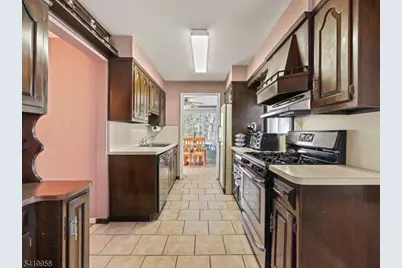 544 Goffle Hill Rd, Hawthorne, NJ 07506 - Photo 5