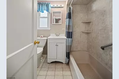 544 Goffle Hill Rd, Hawthorne, NJ 07506 - Photo 11