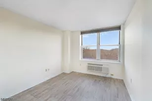 300 Main St, Little Falls Township, NJ 07424 - Photo 15