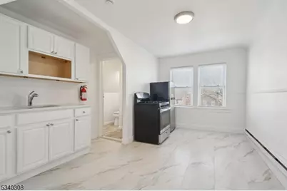 403 Abington Ave #3, Bloomfield, NJ 07003 - Photo 3