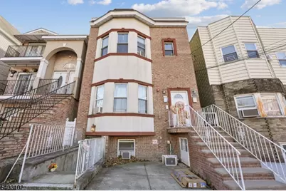 717 16th St, Union City, NJ 07087 - Photo 1