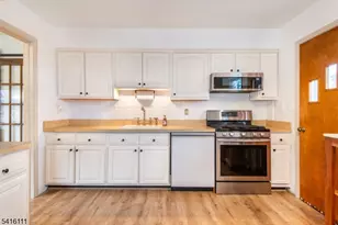 278 French Hill Rd, Wayne, NJ 07470 - Photo 15