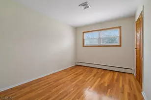 25 Victoria Dr, Clark Township, NJ 07066 - Photo 17