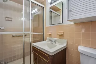 25 Victoria Dr, Clark Township, NJ 07066 - Photo 15