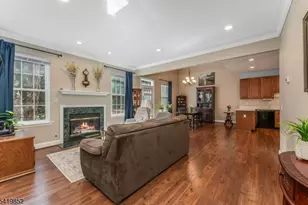 3 Indian Plantation St, Raritan Township, NJ 08822 - Photo 3