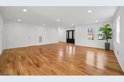 207 Lake Shore Dr, Parsippany, NJ 07034 - Photo 5