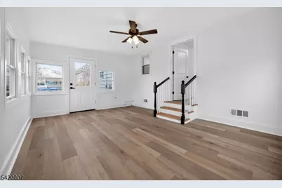 90 1st Ave, Woodbridge Township, NJ 07064 - Photo 7