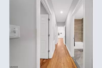 558 Broadway, Elizabeth, NJ 07206 - Photo 13