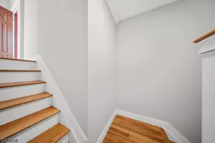 558 Broadway, Elizabeth, NJ 07206 - Photo 19