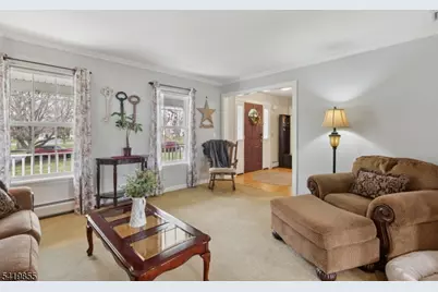 32 Bailey Park Dr, Frankford Township, NJ 07822 - Photo 7