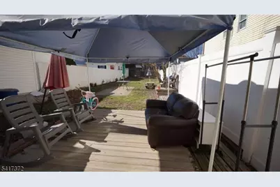 31 Kossuth St, Haledon, NJ 07508 - Photo 7