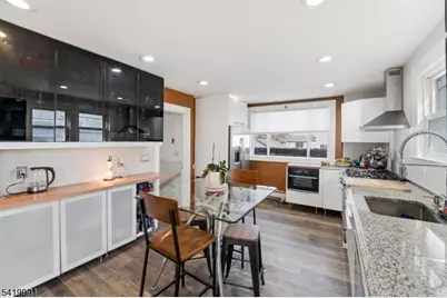 209 Floral St, Roselle, NJ 07203 - Photo 15