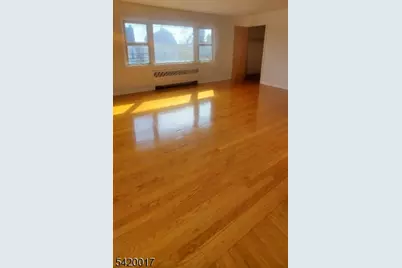 171 Stuyvesant Ave #2B, Newark, NJ 07106 - Photo 1