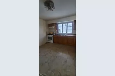 171 Stuyvesant Ave #2B, Newark, NJ 07106 - Photo 5