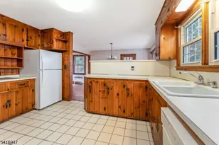 27 Union Rd, Clinton, NJ 08809 - Photo 5