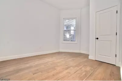 41 Arlington Ave, Jersey City, NJ 07305 - Photo 21