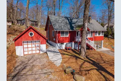 19 Amicalola Rd, Vernon Twp., NJ 07462 - Photo 1