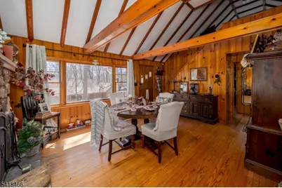 19 Amicalola Rd, Vernon Twp., NJ 07462 - Photo 5