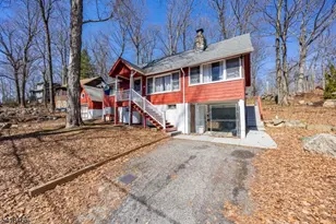 19 Amicalola Rd, Vernon Twp., NJ 07462 - Photo 21