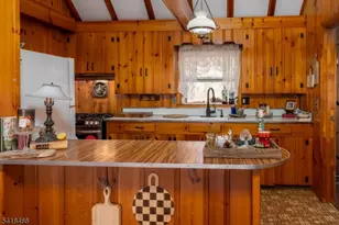 19 Amicalola Rd, Vernon Twp., NJ 07462 - Photo 7