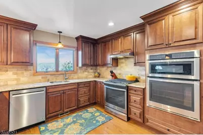 7 Wildwood Shores Dr, Hopatcong, NJ 07843 - Photo 11