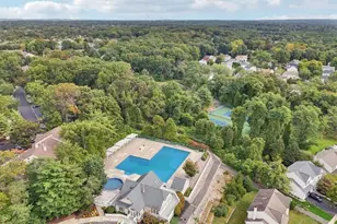 1608 Cypress Ln, East Brunswick Township, NJ 08816 - Photo 25