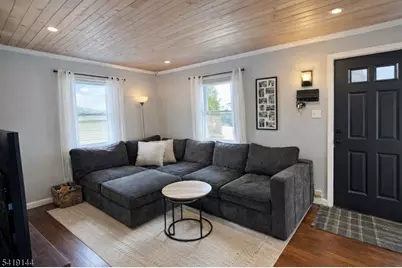 34 Eisenhower, Spotswood, NJ 08884 - Photo 3