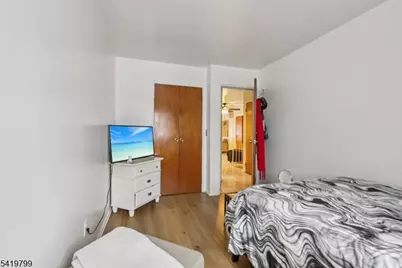 6107A Palisade Ave, West New York, NJ 07093 - Photo 15