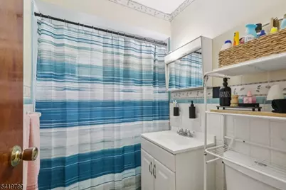 6107A Palisade Ave, West New York, NJ 07093 - Photo 13