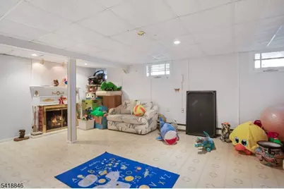 81 Hastings Ave, Nutley, NJ 07110 - Photo 19