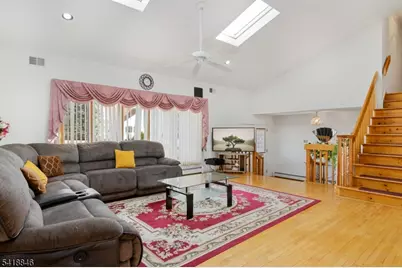 81 Hastings Ave, Nutley, NJ 07110 - Photo 7