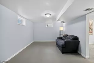 135 Riverview Rd, Phillipsburg, NJ 08865 - Photo 15