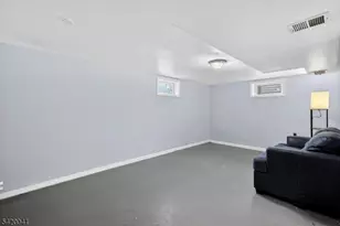 135 Riverview Rd, Phillipsburg, NJ 08865 - Photo 13