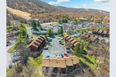 1 Jackson Hole #9, Vernon Twp., NJ 07462 - Photo 21