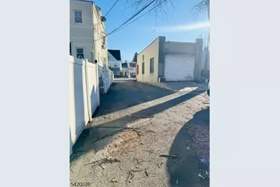 746 Springdale Ave, East Orange, NJ 07017 - Photo 31