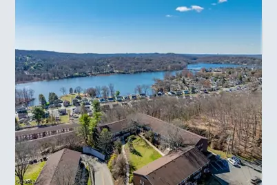 100 Pierson Miller Dr #22, Pompton Lakes, NJ 07442 - Photo 17