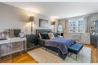 605 Grove St #15, Clifton, NJ 07013 - Photo 13