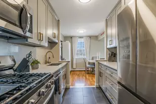 605 Grove St, Clifton, NJ 07013 - Photo 5